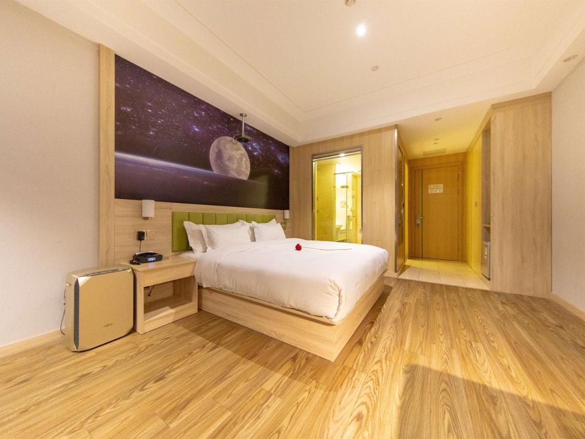 Hotel Ibis Styles Nantong Development Zone Shimao Plaza Exterior foto