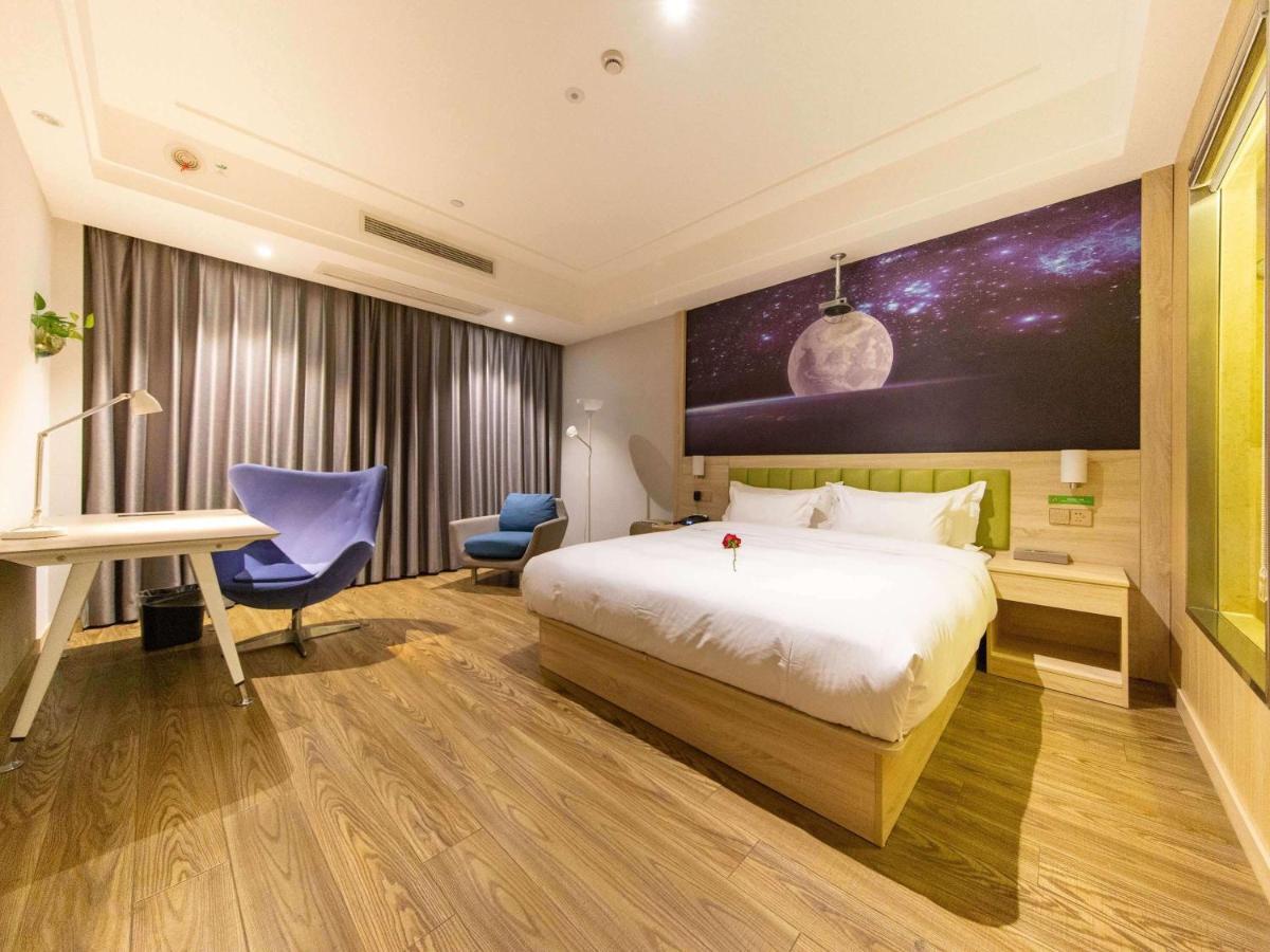 Hotel Ibis Styles Nantong Development Zone Shimao Plaza Exterior foto